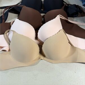 Victoria's Secret Black brown ,tan,pink all four at that one price